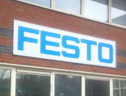 Festo-w800